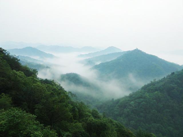 晨露未晞探秘隐山,你的第一站旅行指南在哪里?-图1 晨露未晞探秘隐山,你的第一站旅行指南在哪里?-图1
