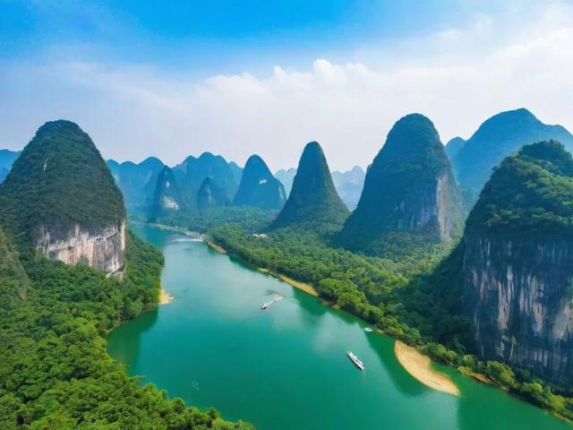 明堂山一日游怎么安排?邂逅皖西奇峰秀水,说明,,核心疑问词, 怎么安排? 直接点明用户搜索的核心需求——行程攻略,符合搜索意图。,核心关键词前置, 明堂山一日游 放在开头,是用户最可能搜索的核心词,利于SEO抓取。,保留核心卖点, 邂逅皖西奇峰秀水 保留了原文的精髓(地点特色,皖西,核心体验,奇峰秀水),吸引眼球并补充关键词。,简洁有力, 整体长度适中,结构清晰(问题+亮点),易于阅读和理解。,疑问句式, 以问句形式呈现,更能引发潜在读者的点击兴趣。-图3 明堂山一日游怎么安排?邂逅皖西奇峰秀水,说明,,核心疑问词, 怎么安排? 直接点明用户搜索的核心需求——行程攻略,符合搜索意图。,核心关键词前置, 明堂山一日游 放在开头,是用户最可能搜索的核心词,利于SEO抓取。,保留核心卖点, 邂逅皖西奇峰秀水 保留了原文的精髓(地点特色,皖西,核心体验,奇峰秀水),吸引眼球并补充关键词。,简洁有力, 整体长度适中,结构清晰(问题+亮点),易于阅读和理解。,疑问句式, 以问句形式呈现,更能引发潜在读者的点击兴趣。-图3