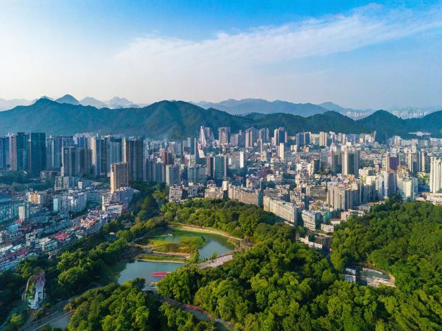 基于你的需求,这是一个简洁且SEO友好的疑问标题,,成都市区与周边精华游怎么玩?,解析,,核心关键词前置, 成都市区、周边精华游 直接放在开头,符合搜索习惯且突出重点。,疑问句式, 怎么玩? 是用户搜索旅游攻略时的常见疑问,能有效吸引目标用户点击。,简洁明了, 标题简短,没有冗余词汇,清晰传达主题(行程推荐的核心就是怎么玩)。,SEO友好, 包含了用户最可能搜索的关键词组合(成都+市区+周边+精华游+怎么玩),易于被搜索引擎抓取和匹配相关搜索。-图4 基于你的需求,这是一个简洁且SEO友好的疑问标题,,成都市区与周边精华游怎么玩?,解析,,核心关键词前置, 成都市区、周边精华游 直接放在开头,符合搜索习惯且突出重点。,疑问句式, 怎么玩? 是用户搜索旅游攻略时的常见疑问,能有效吸引目标用户点击。,简洁明了, 标题简短,没有冗余词汇,清晰传达主题(行程推荐的核心就是怎么玩)。,SEO友好, 包含了用户最可能搜索的关键词组合(成都+市区+周边+精华游+怎么玩),易于被搜索引擎抓取和匹配相关搜索。-图4